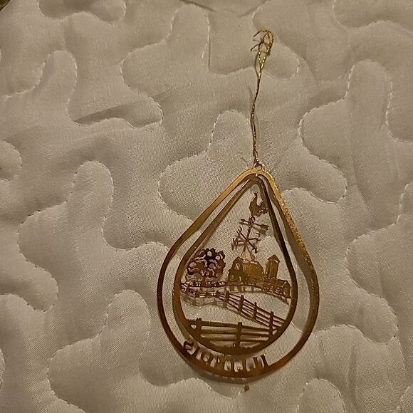 Illinois Ornament - Picture 2 of 2